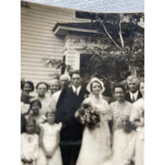 Vintage Black & White Wedding Photograph Large Family 1920s - Picture 12 of 15
